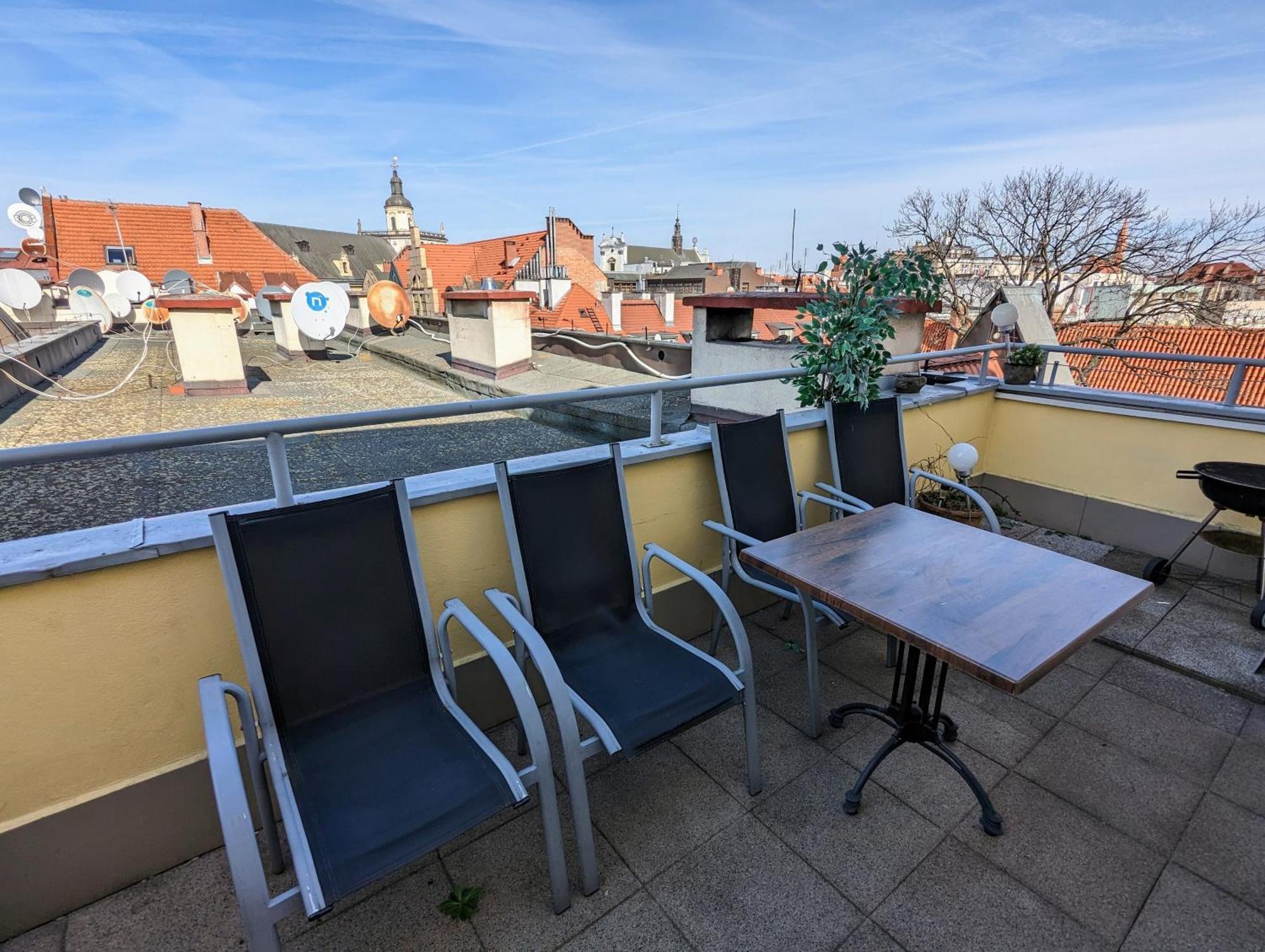 3-Bedroom Apt In Town Square Wrocław Eksteriør bilde