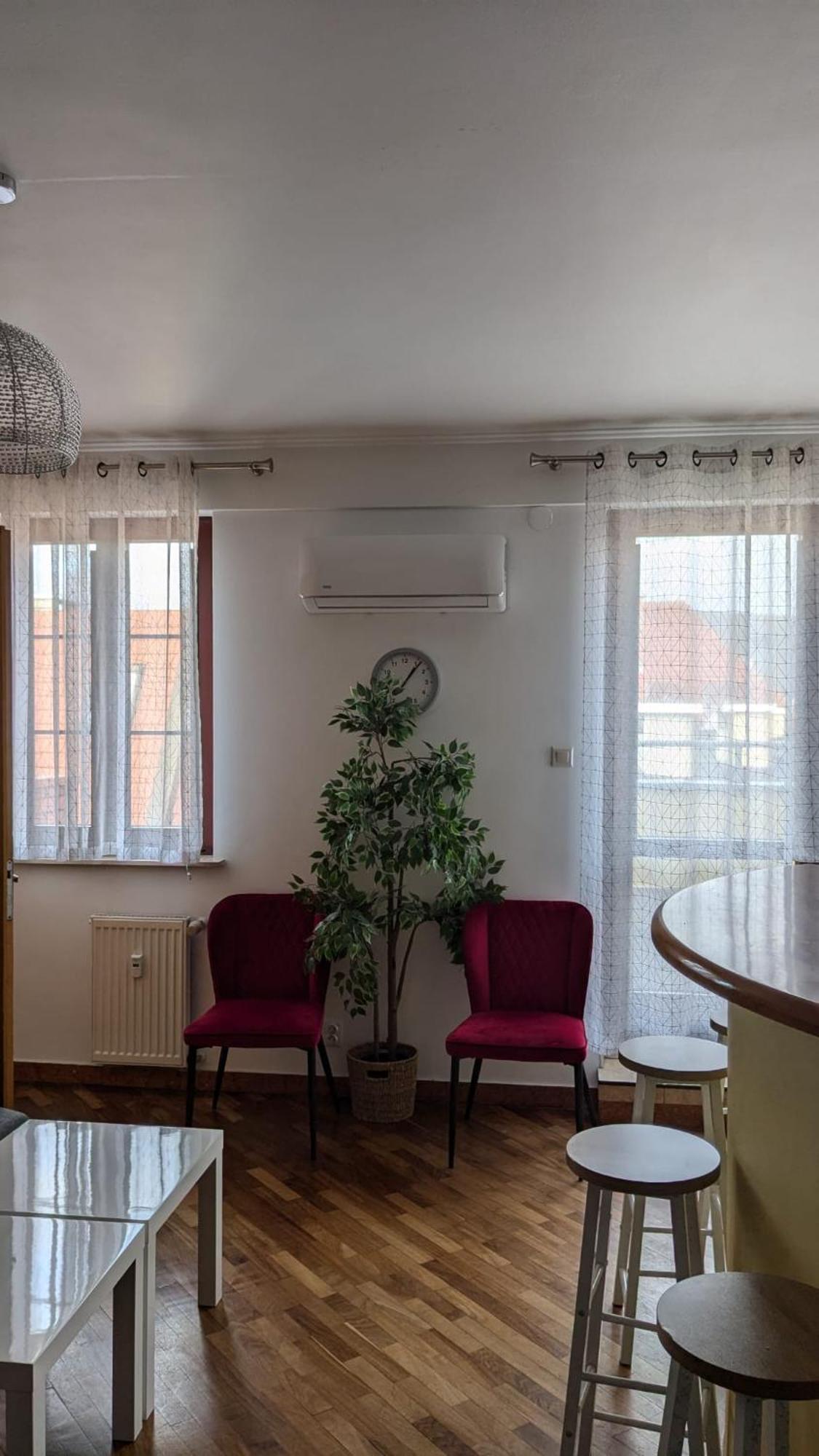 3-Bedroom Apt In Town Square Wrocław Eksteriør bilde